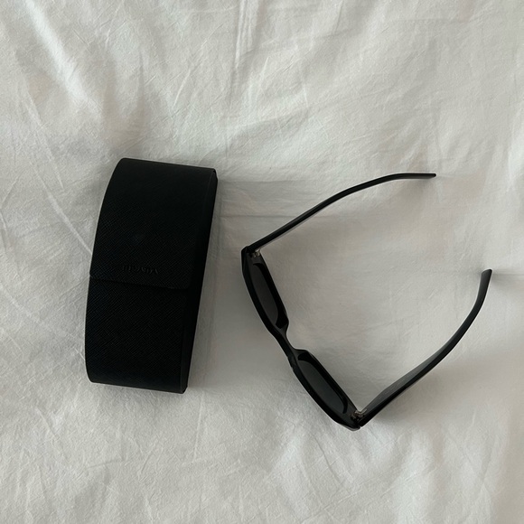 Prada PR 17WS Sunglasses - Picture 12 of 13